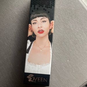 NIB QVEEN STUDIO Lip Liner Duo